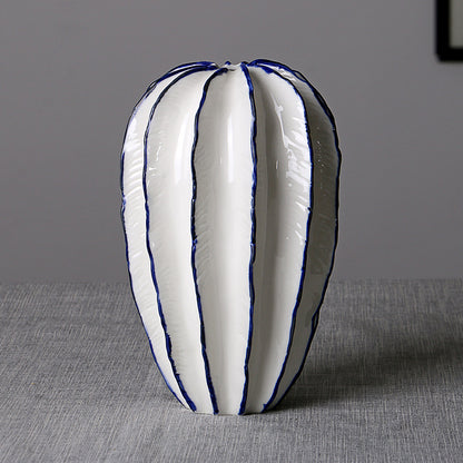 The Gwena Vase